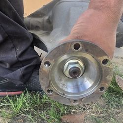 Nissan Frontier Rear End 