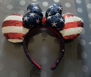 DISNEY EARS