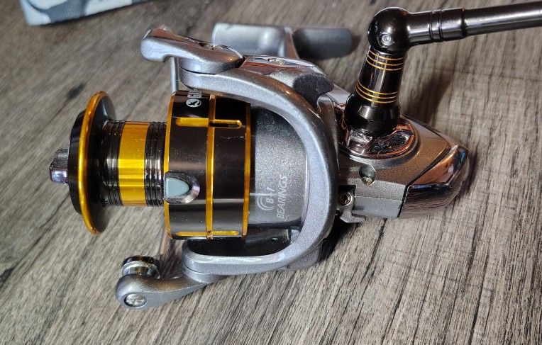 shakespeare ugly stik big water salmon steelhead spinning rod BWSF1530S902 Bigwater but exceeded. Speckled Trout Box | Wood (Light) Size:50W