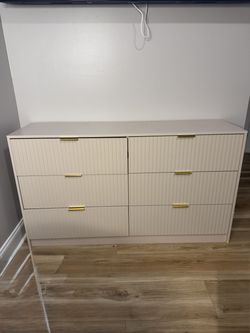 6-Drawer Double Dresser with Gold Handles