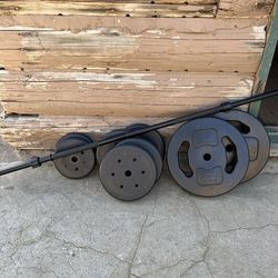 Beachbody 100 pound weight set with bar