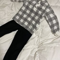 Carter’s 2 Piece Fleece White And Grey Check Top With Black Pant Size 5T
