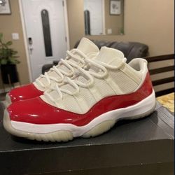 Jordan Retro 11 low cherry size 10.5 shoes