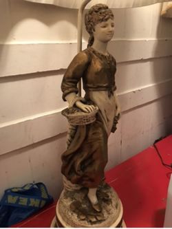 Antique/Vintage Female&Male (Pair) Lamps