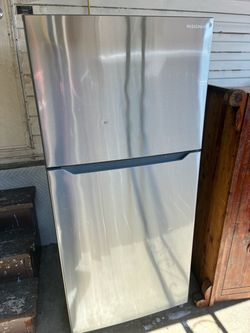 Insignia fridge