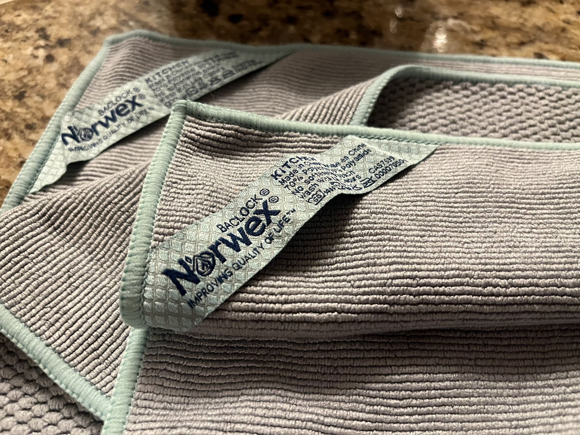 5 Norwex Cloths