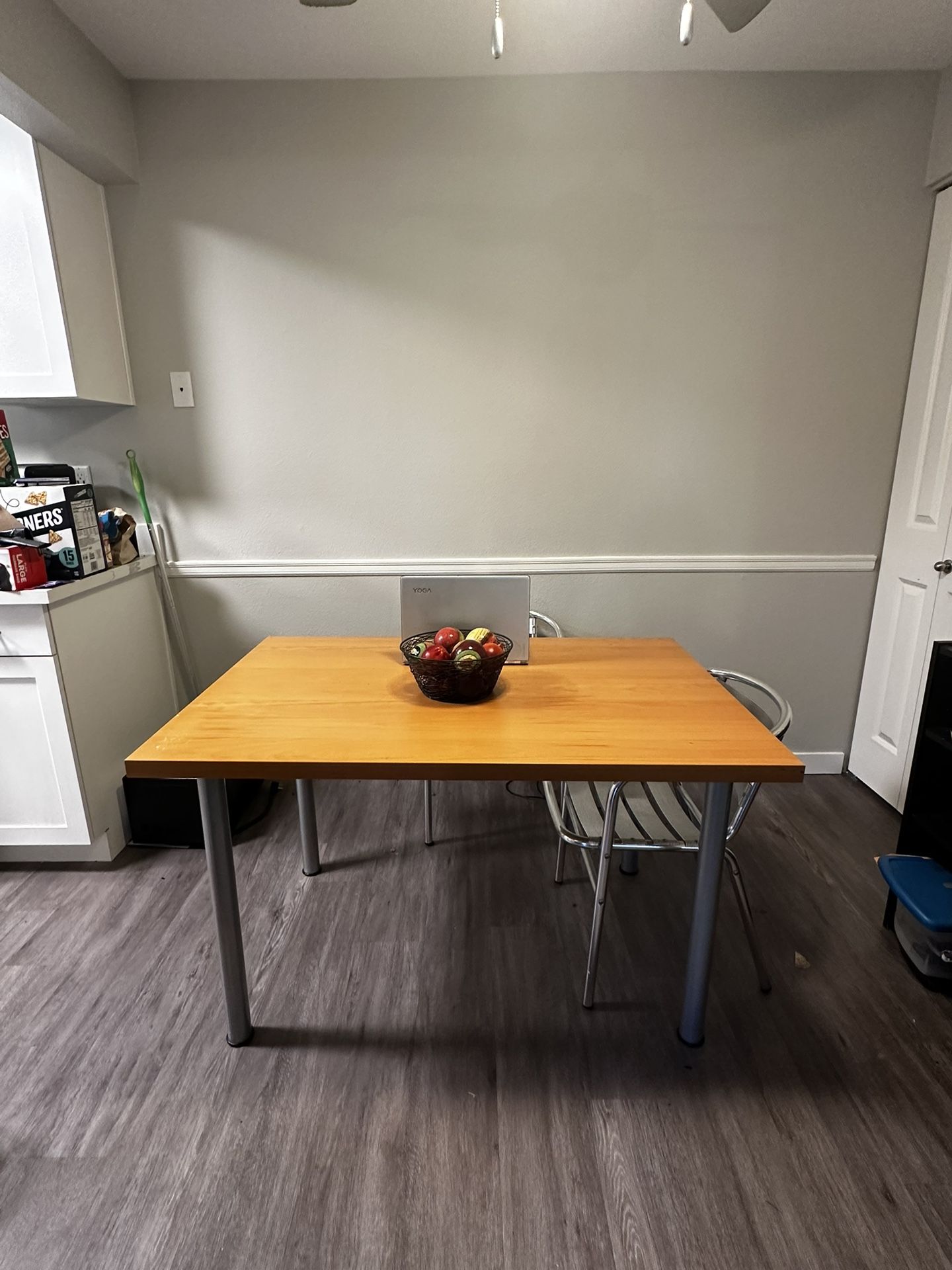 Dining Table Set
