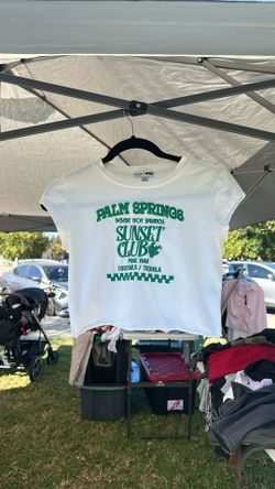 Fashion Nova Crop Top Size Medium White 