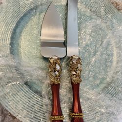 Wine/burgundy Cake Cutting Set