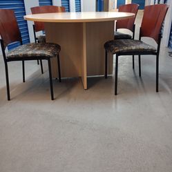 Round table with 4 chairs $220 4 sets available