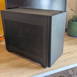 Cooler Master NR200 Mini-ITX PC Case + Extra Accesories