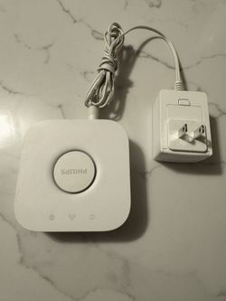 Philips Hue bridge (3rd generation) lightning control hub - white