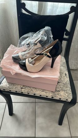Black/Nude Pumps