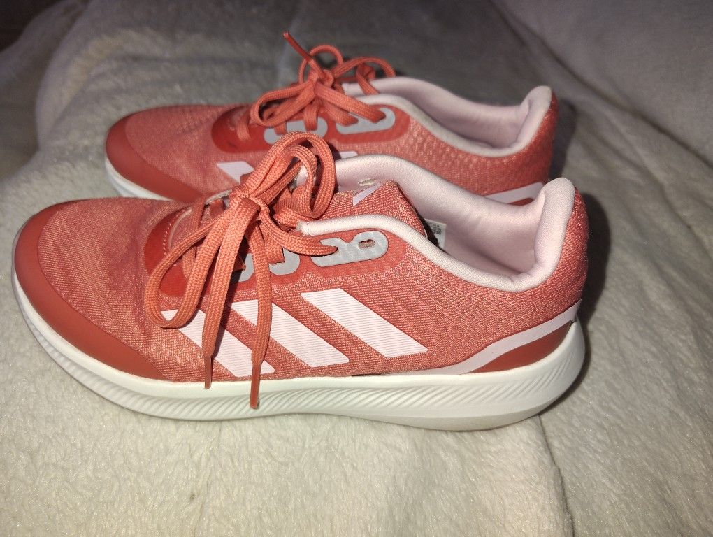 Girls Adidas Size 5
