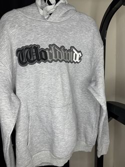 Men sweatsuit size medium (Worldwide)