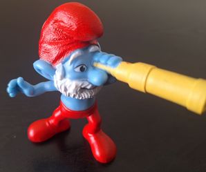 2011 MCDONALD'S THE SMURFS HAPPY MEAL TOY - PAPA SMURF #1