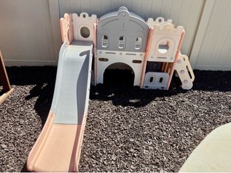 Outdoor toddler slide playset