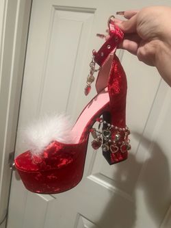 Red Sugar Thrills heels size 8