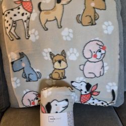 Cute and Comfy DOG PRINT THROW