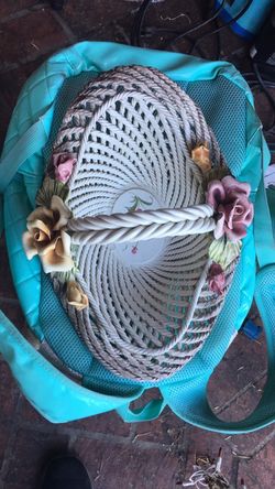 Capodimonte Woven Basket With Flowers
