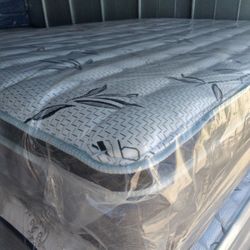 Brand new ,E King,Cal King,Queen,Full And Twin Size Pillow Top Mattress And Box Spring,Prices Are Between $160-$350