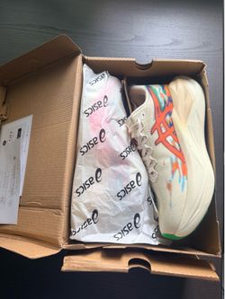 Asics super blast 3 size 9 men new in box