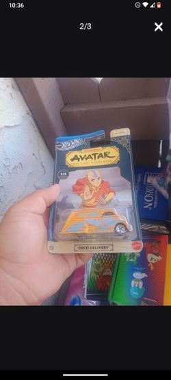 Blowout sale collectibles lot 4