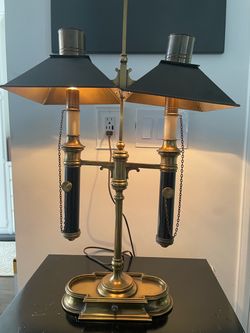 Gorgeous Chapman bouillette double arm brass lamp
