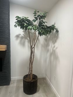 Faux tree Artificial tree