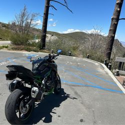 2024 Kawasaki Z900 SE