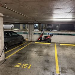 Motor Scooter With Title