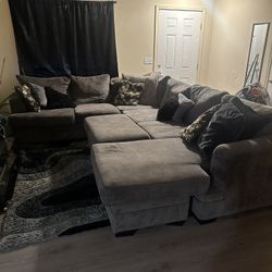 Large Sectional With Ottoman 