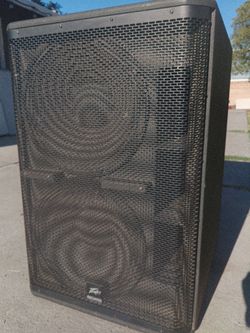 DJ Subwoofer peavey double 15 2000 watts