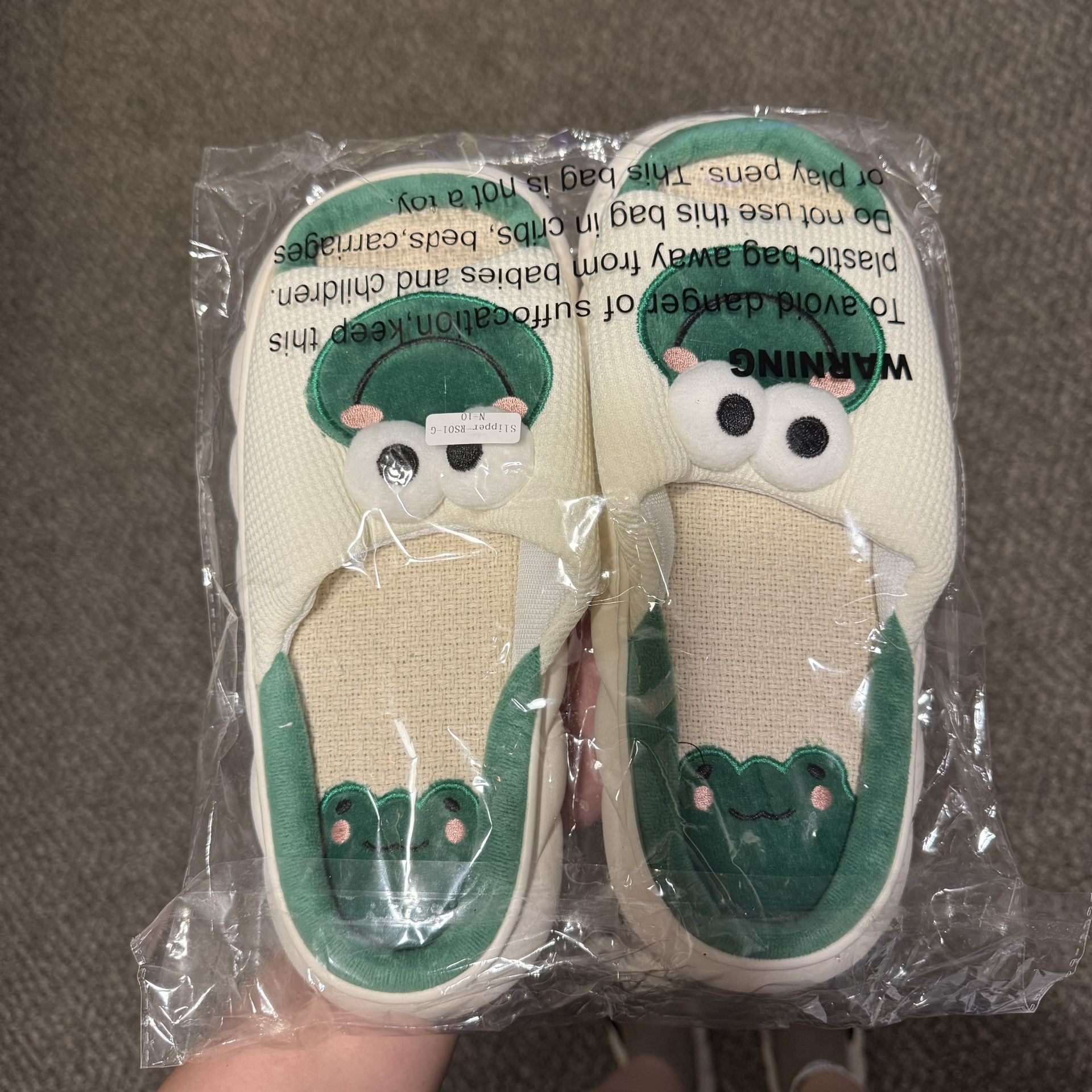 Frog Slippers Size 42-43 (9.5-10)