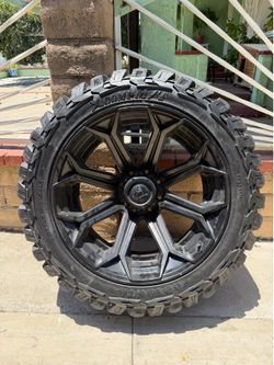 Fuel Offroad D706 Siege  24x12 8x180