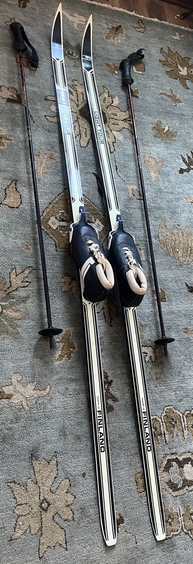 Vintage Light Tour Cross Country Skis 78" & Shoes (Mens 10/10.5) w/SKI POLES