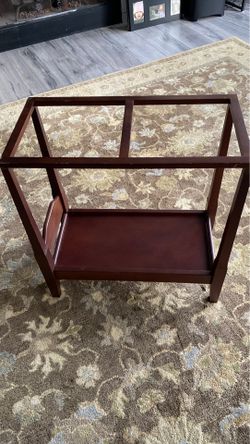 Sturdy doll bed - fits American Girl Doll 🥰