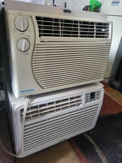 Fedders Wall Mount Air Conditioner! Works Well! Samsung Digital Also Available! Want them gone today!

Asking $50 for Fedders
Asking $100 for Samsung 