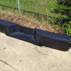 Used 2015 Ford F250 rear bumper 