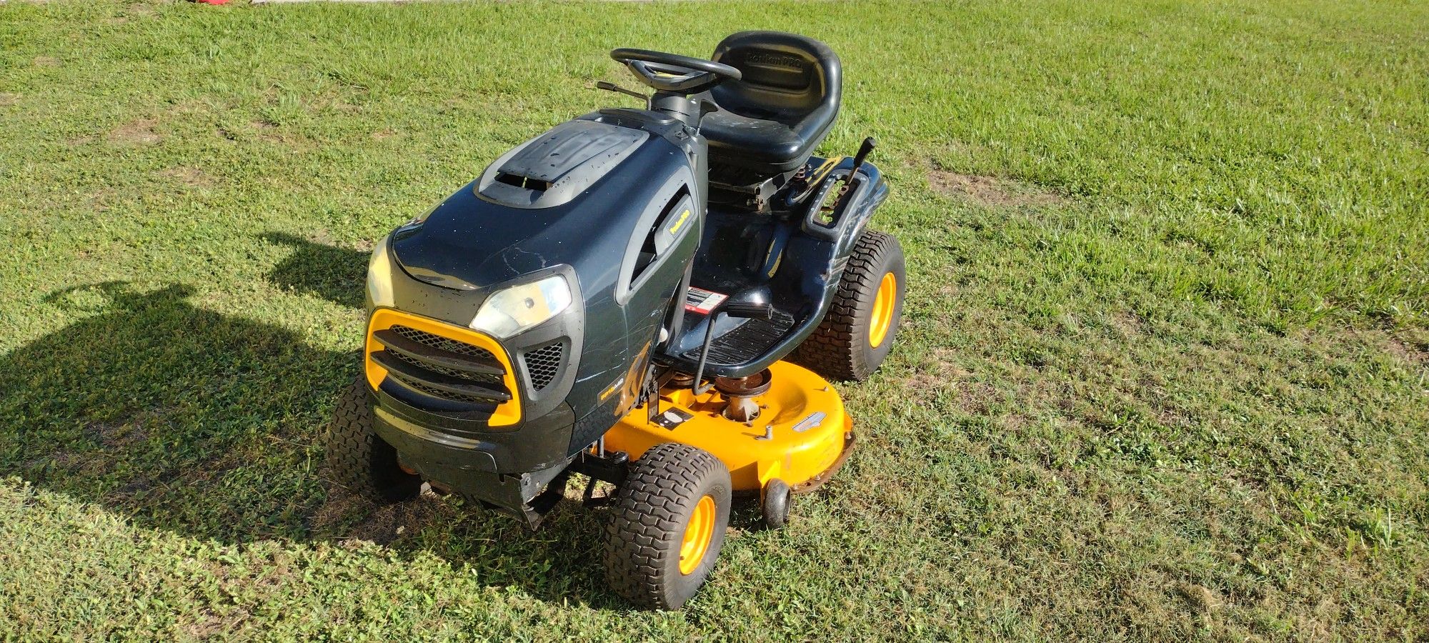 42" Poulan Pro Hydro-Cut Riding Lawn Mower