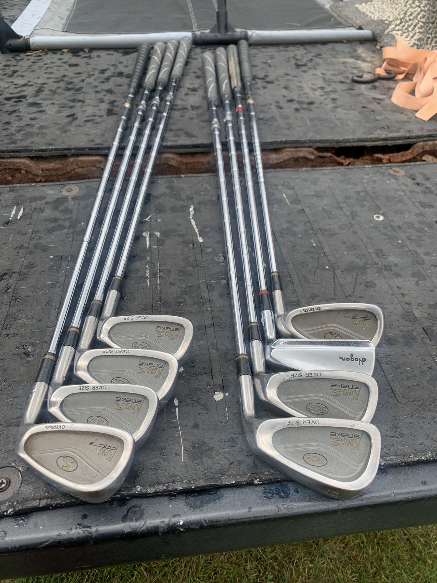 ⛳️ Complete Set Of Nice King Cobra Golf Clubs Includes Bag Balls And T’s