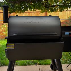 Traeger Ridgeline XL