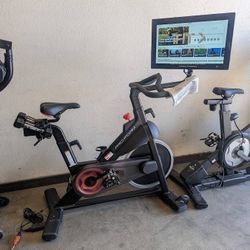  💥SPIN BIKE 🚴‍♂️PROFORM C22 22” TOUCHSCREEN 
