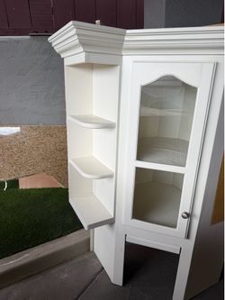 Gabinete used good condition best Ofer