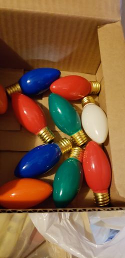 Lot of C9 Christmas lights and bulbs