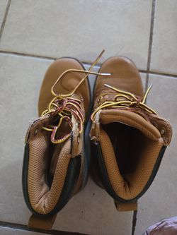 Eddie Bauer Karpie Boots