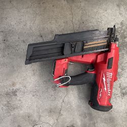 Milwaukee Nail Gun 