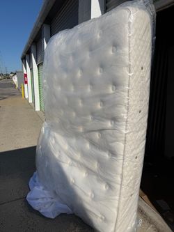 Queen size mattress
