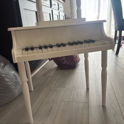 Kids starter piano
