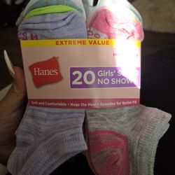 New girls socks 20 pack size 10 1/2-4